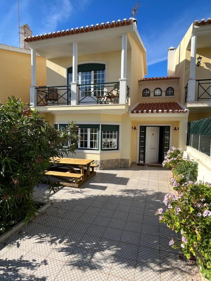 Yellow House Ericeira Exterior foto